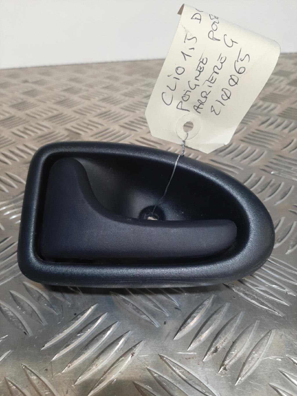 Poignee interieur arriere gauche RENAULT CLIO 2 PHASE 2 Diesel - 1