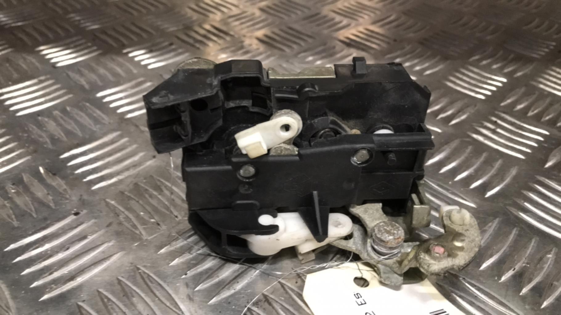Serrure arriere droit RENAULT CLIO 1 PHASE 1 Essence - 1