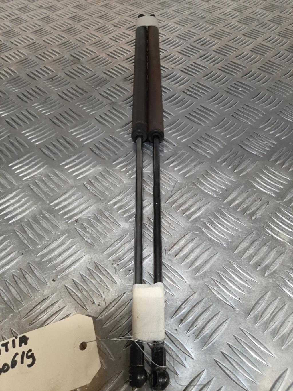 Verin de coffre CITROEN XANTIA PHASE 1 Essence - 1
