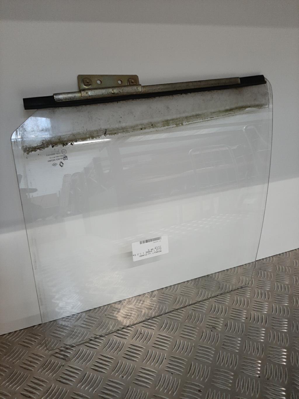 Vitre arriere gauche RENAULT CLIO 1 PHASE 1 Essence - 1