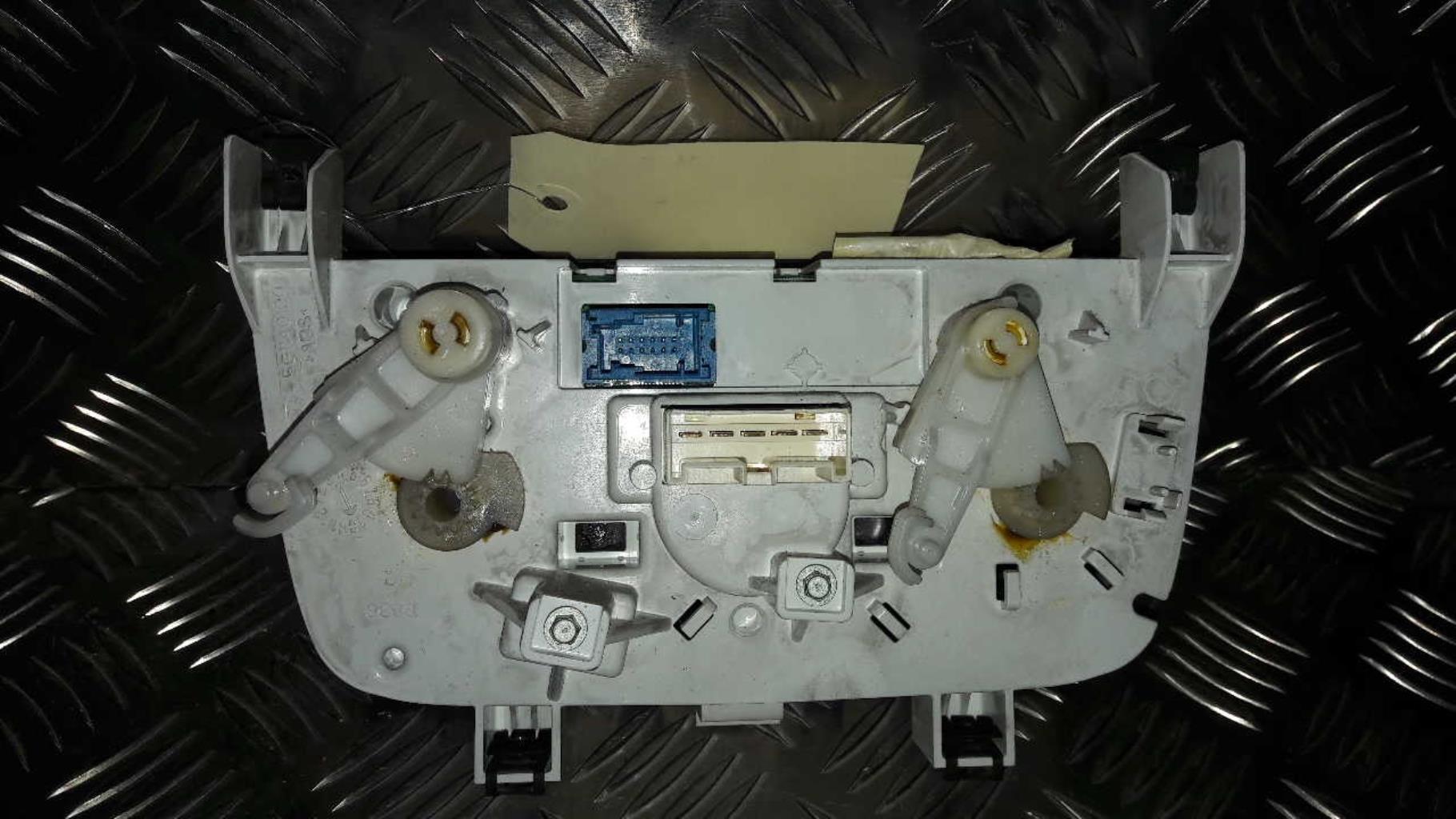 Commande chauffage FIAT GRANDE PUNTO Essence - 1