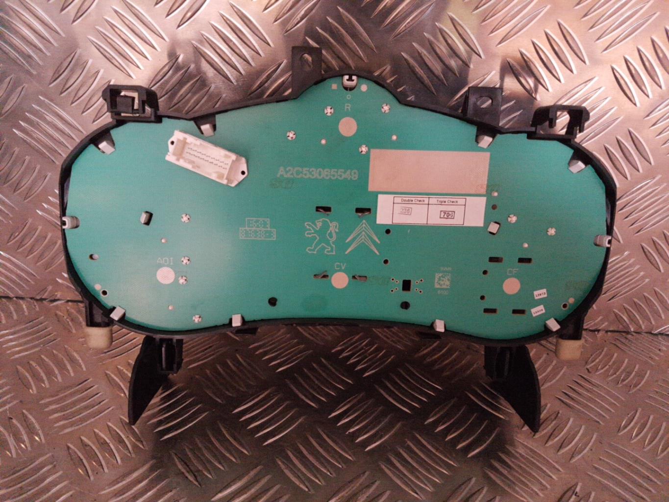 Compteur PEUGEOT 207 PHASE 1 Diesel - 1