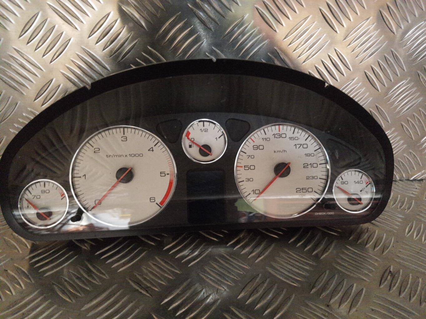 Compteur PEUGEOT 407 PHASE 1 Diesel - 1