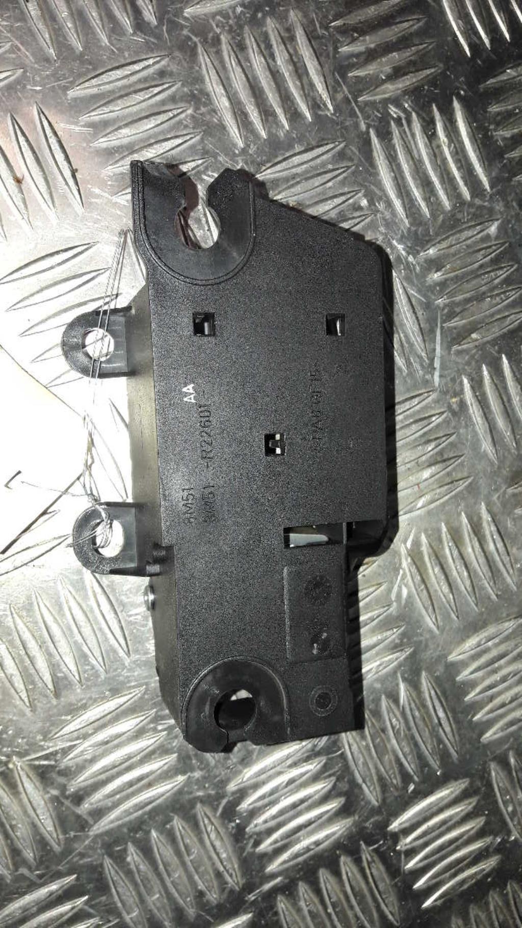 Poignee interieur avant gauche FORD FOCUS 2 PHASE 2 Diesel - 1