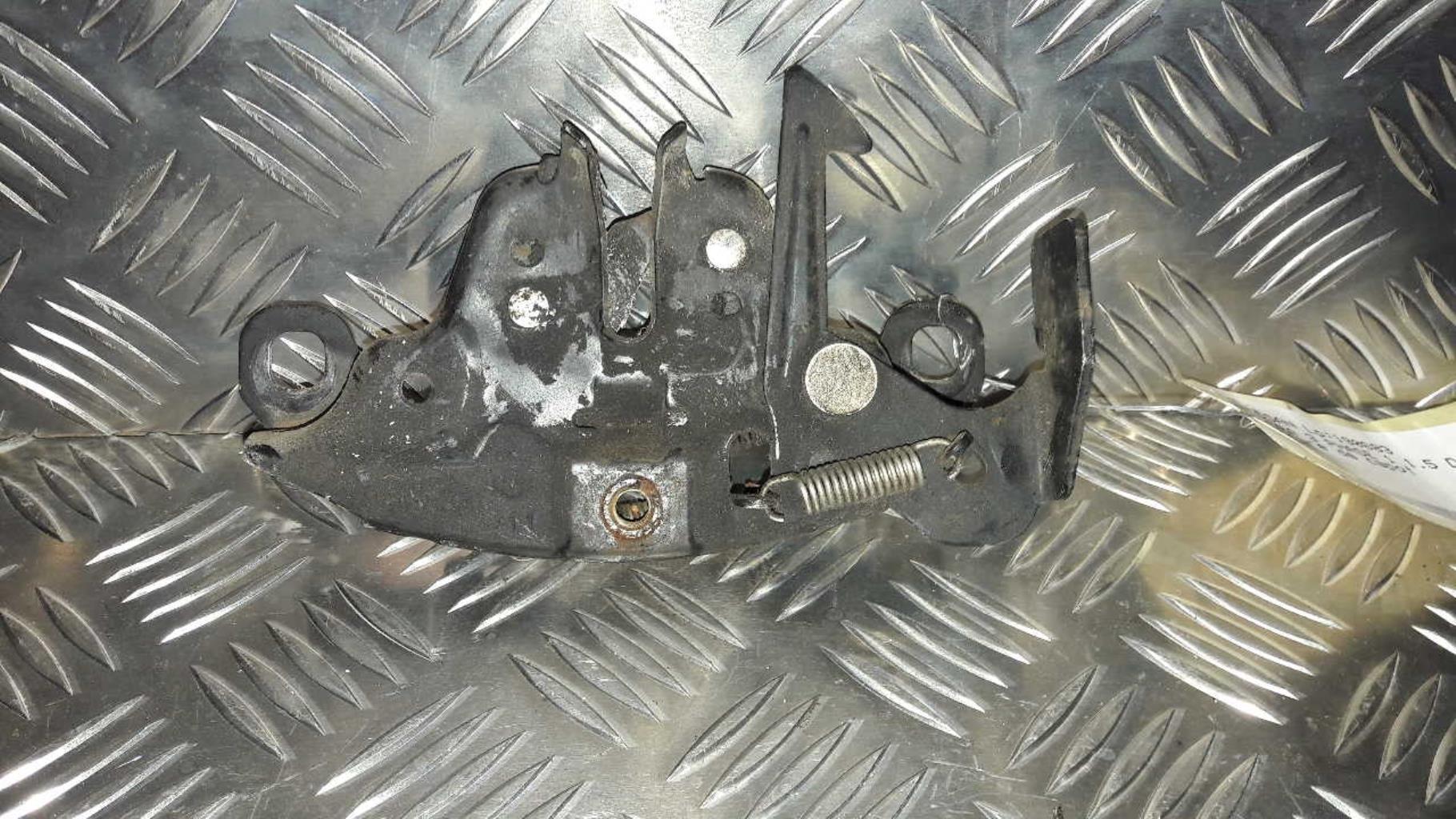 Serrure de capot NISSAN MICRA 3 PHASE 1 Diesel - 1
