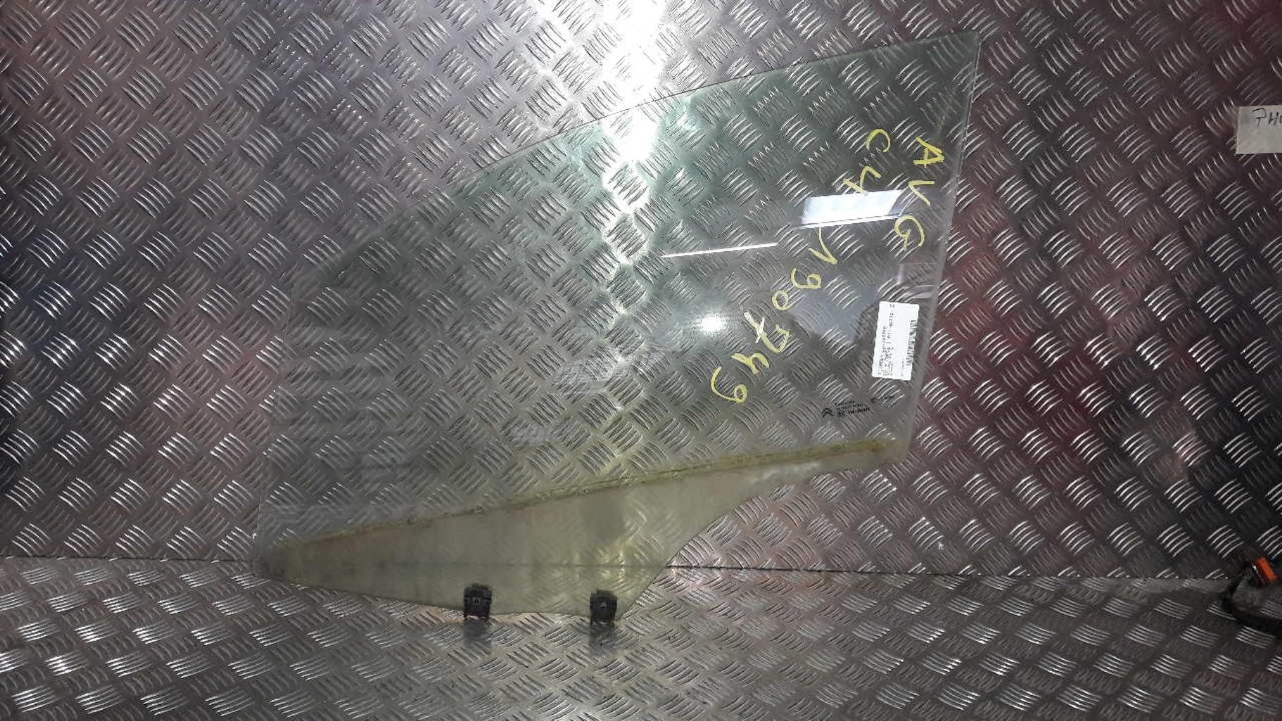 Vitre avant gauche CITROEN C4 2 PHASE 1 Essence - 1