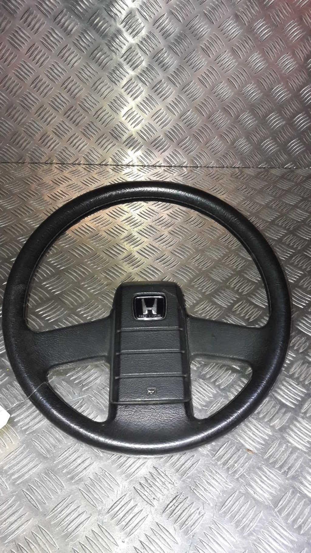 Volant HONDA PRELUDE 2 COUPE Essence - 1