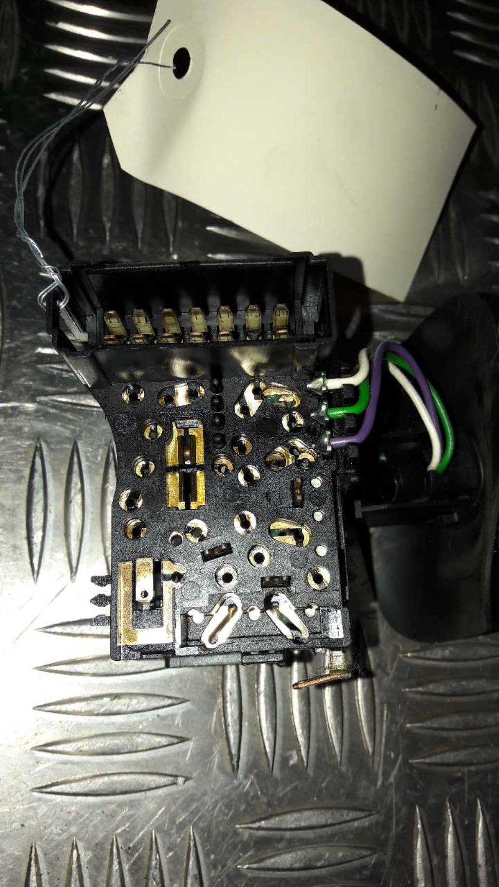 Commodo phare RENAULT CLIO 2 PHASE 2 Essence - 1