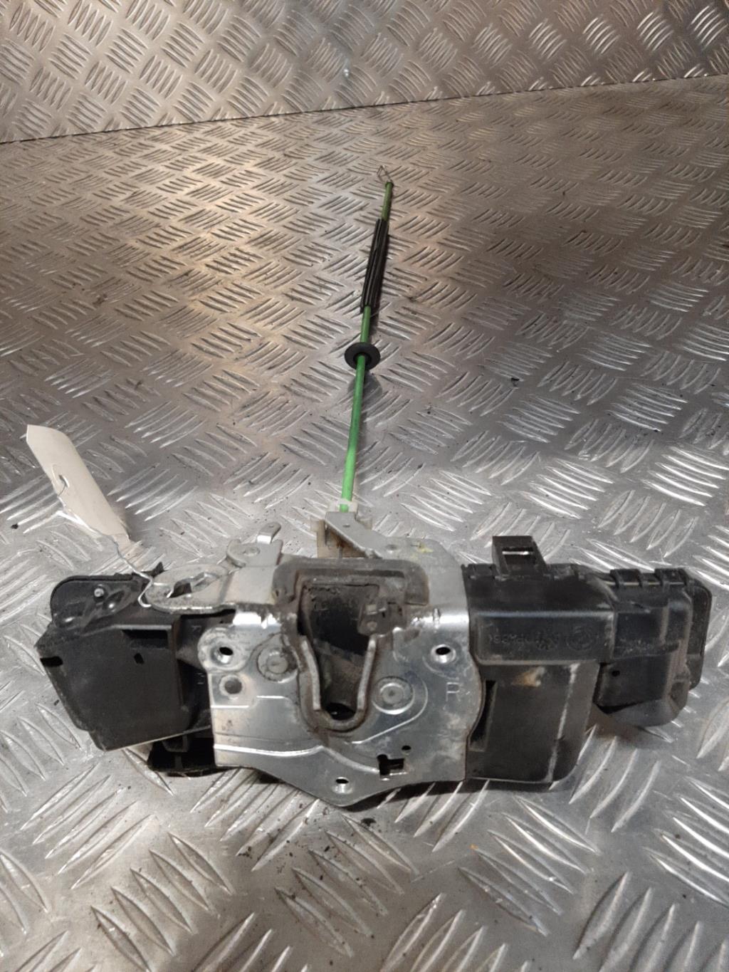 Serrure avant droit FIAT STILO Diesel - 1