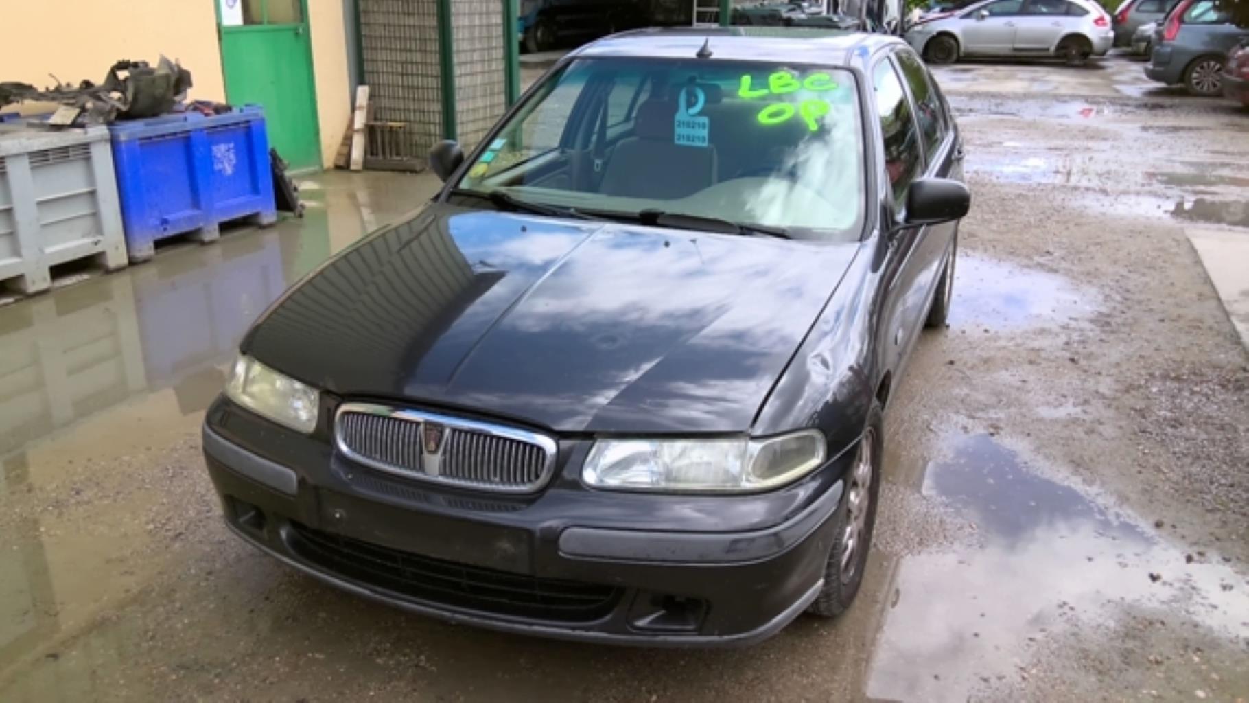Pare choc arriere ROVER 400 2 Essence - 1