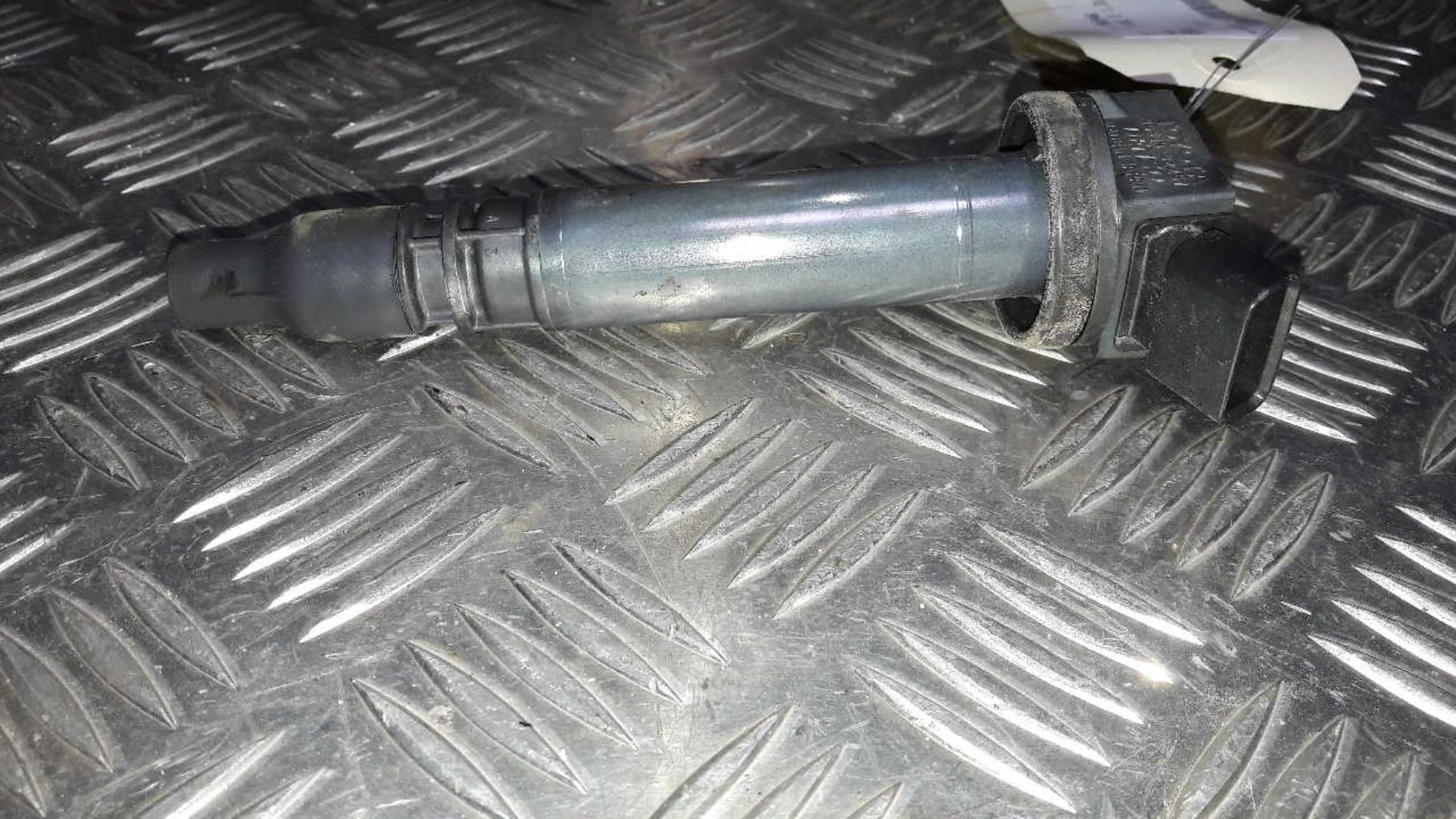 Bobine (allumage) TOYOTA YARIS 2 PHASE 2 Essence - 1