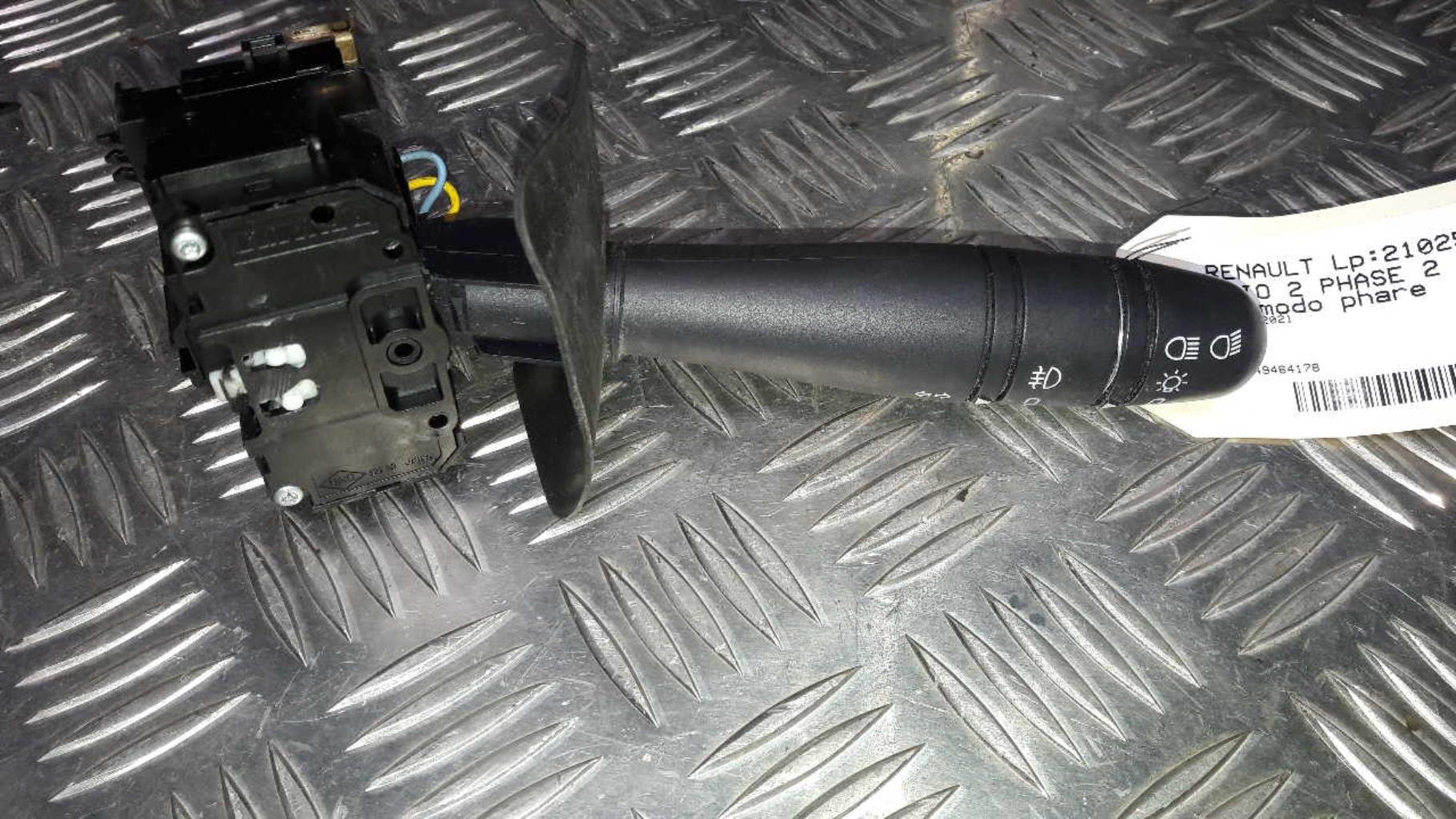 Commodo phare RENAULT CLIO 2 PHASE 2 Diesel - 1