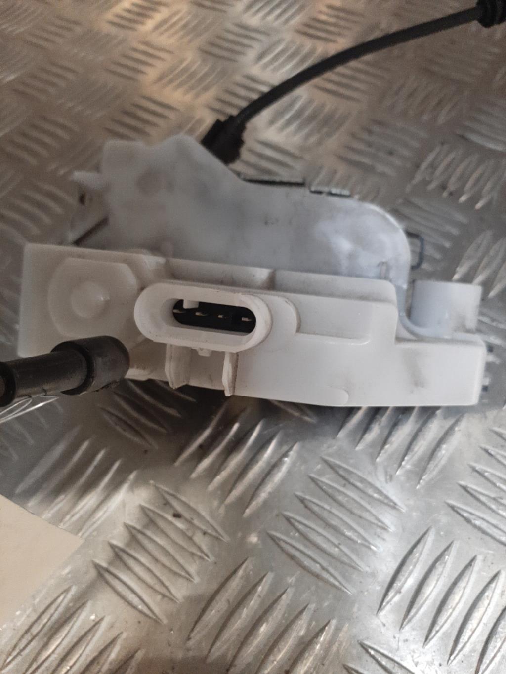 Serrure avant droit CITROEN C2 PHASE 1 Diesel - 1
