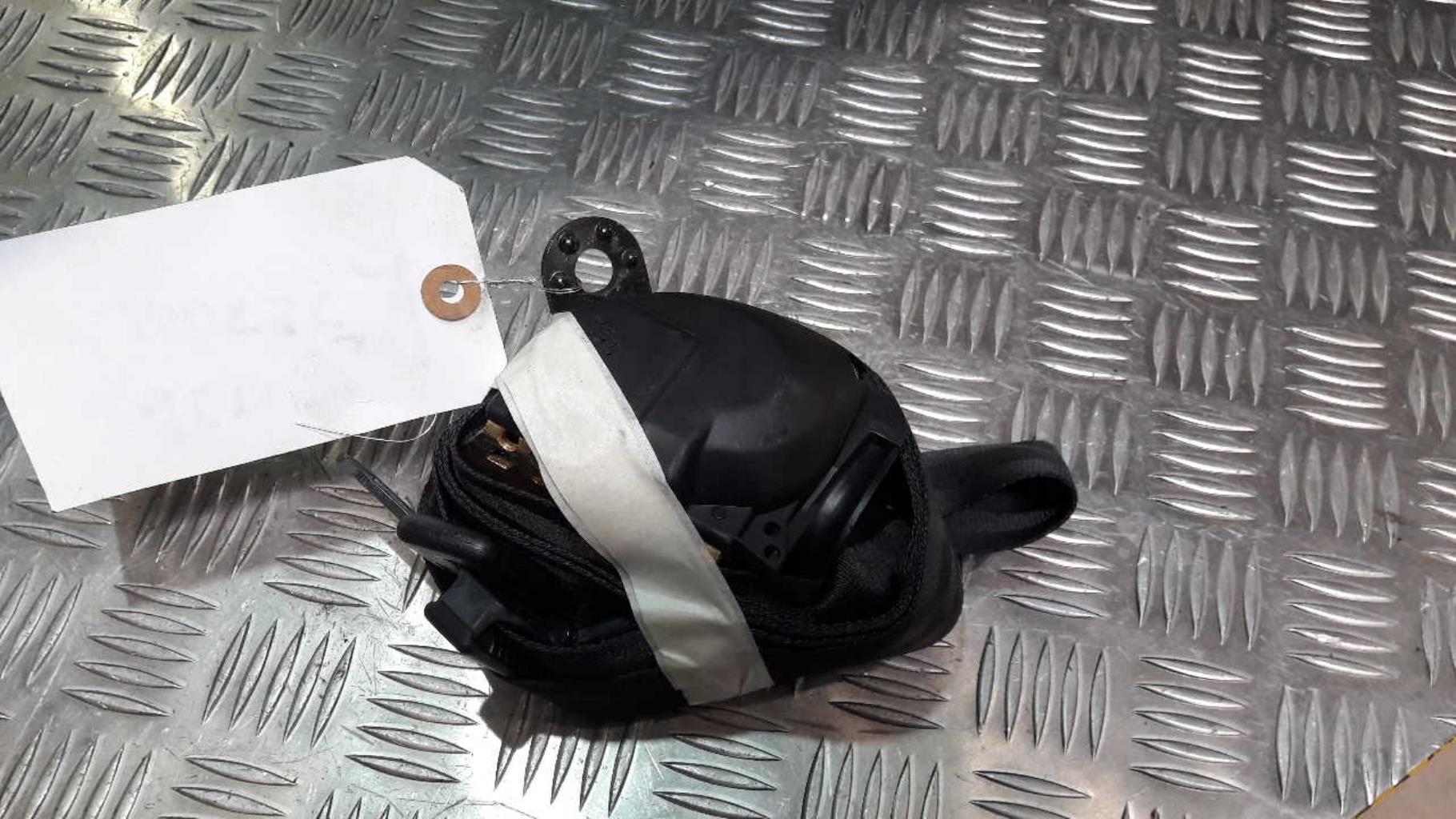 Ceinture arriere droit AUDI 100 2 PHASE 2 Essence - 1