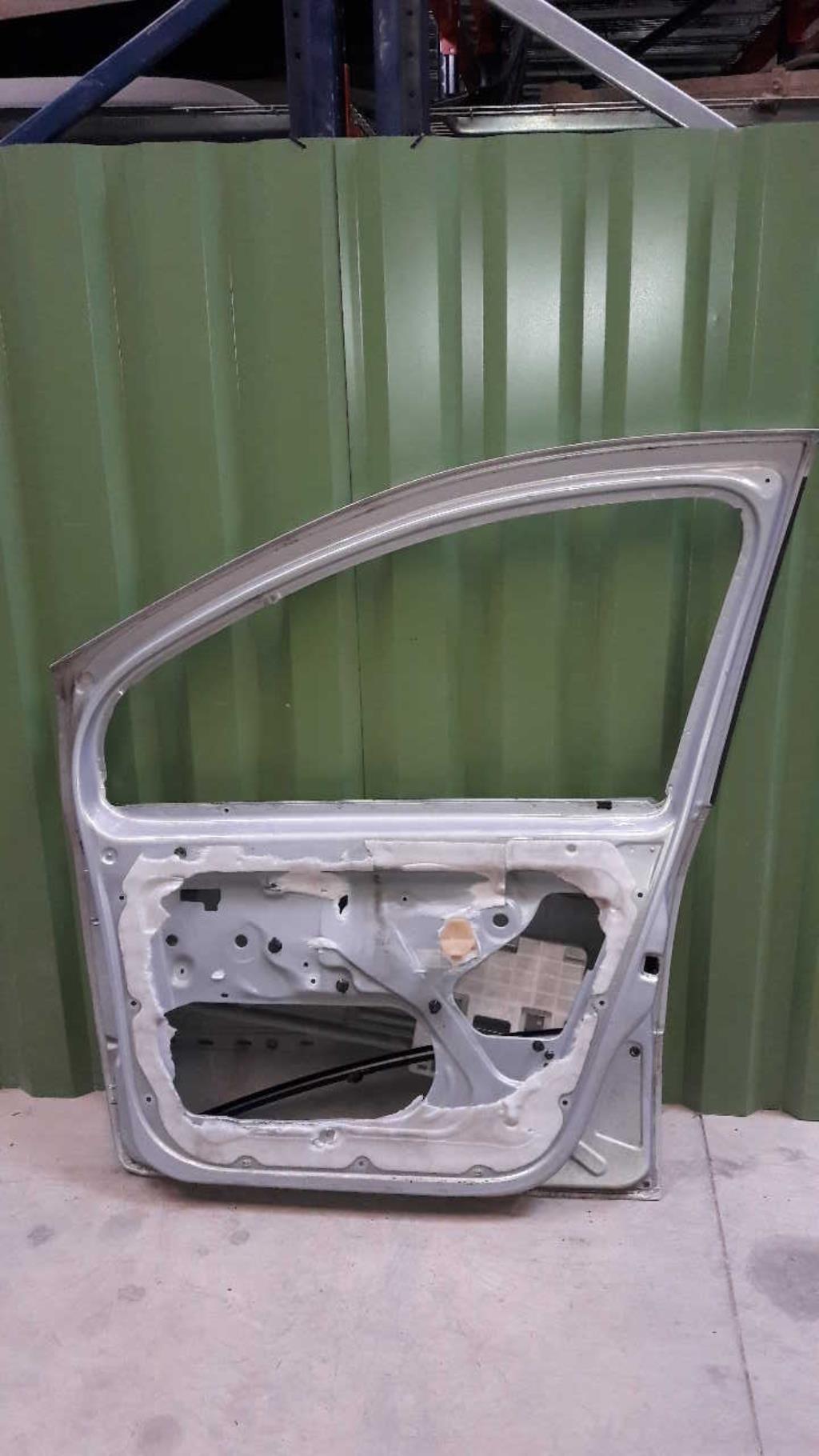 Porte avant droit RENAULT MODUS PHASE 1 Diesel - 1