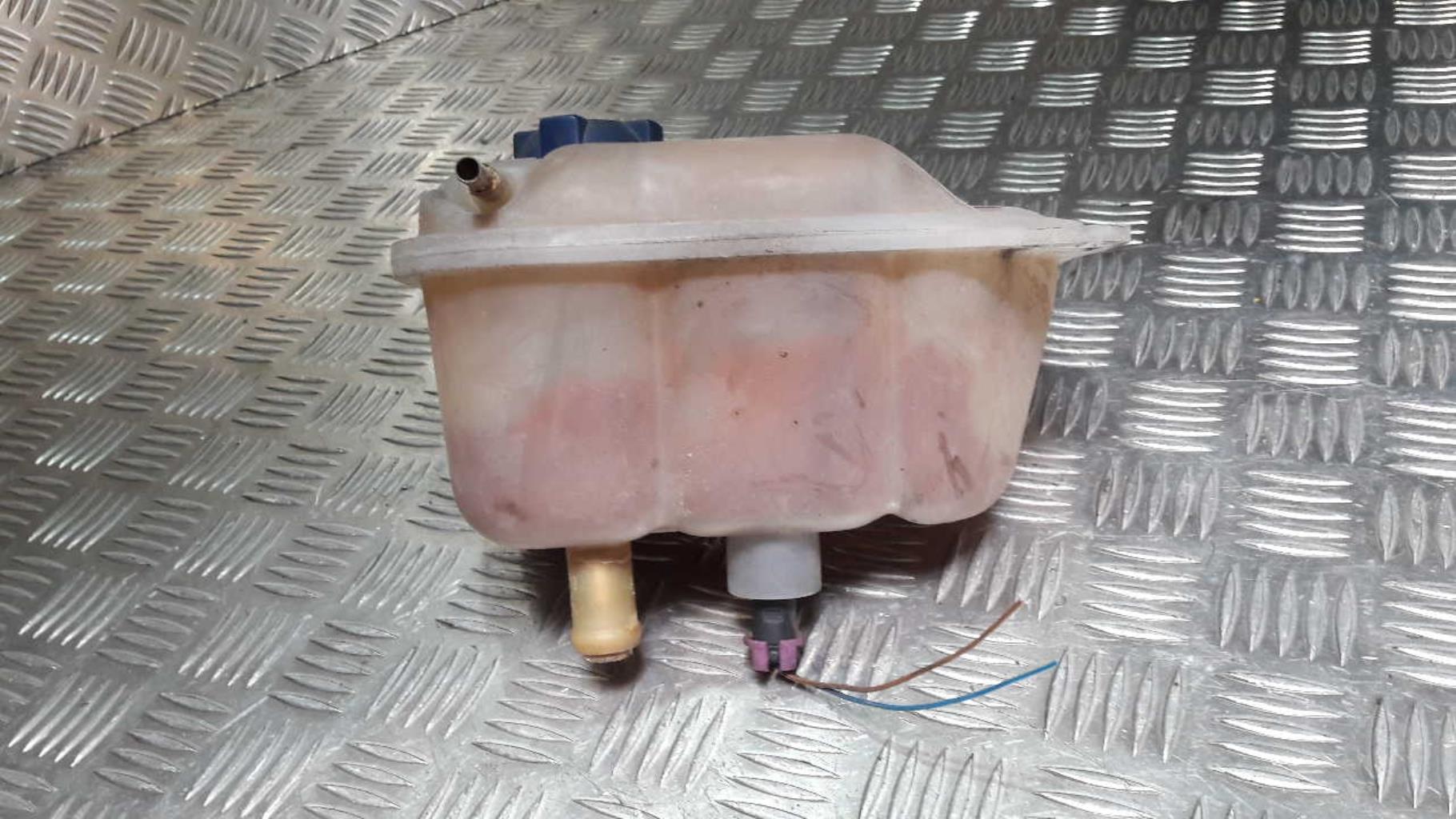 Vase d'expansion AUDI 100 2 PHASE 2 Essence - 1