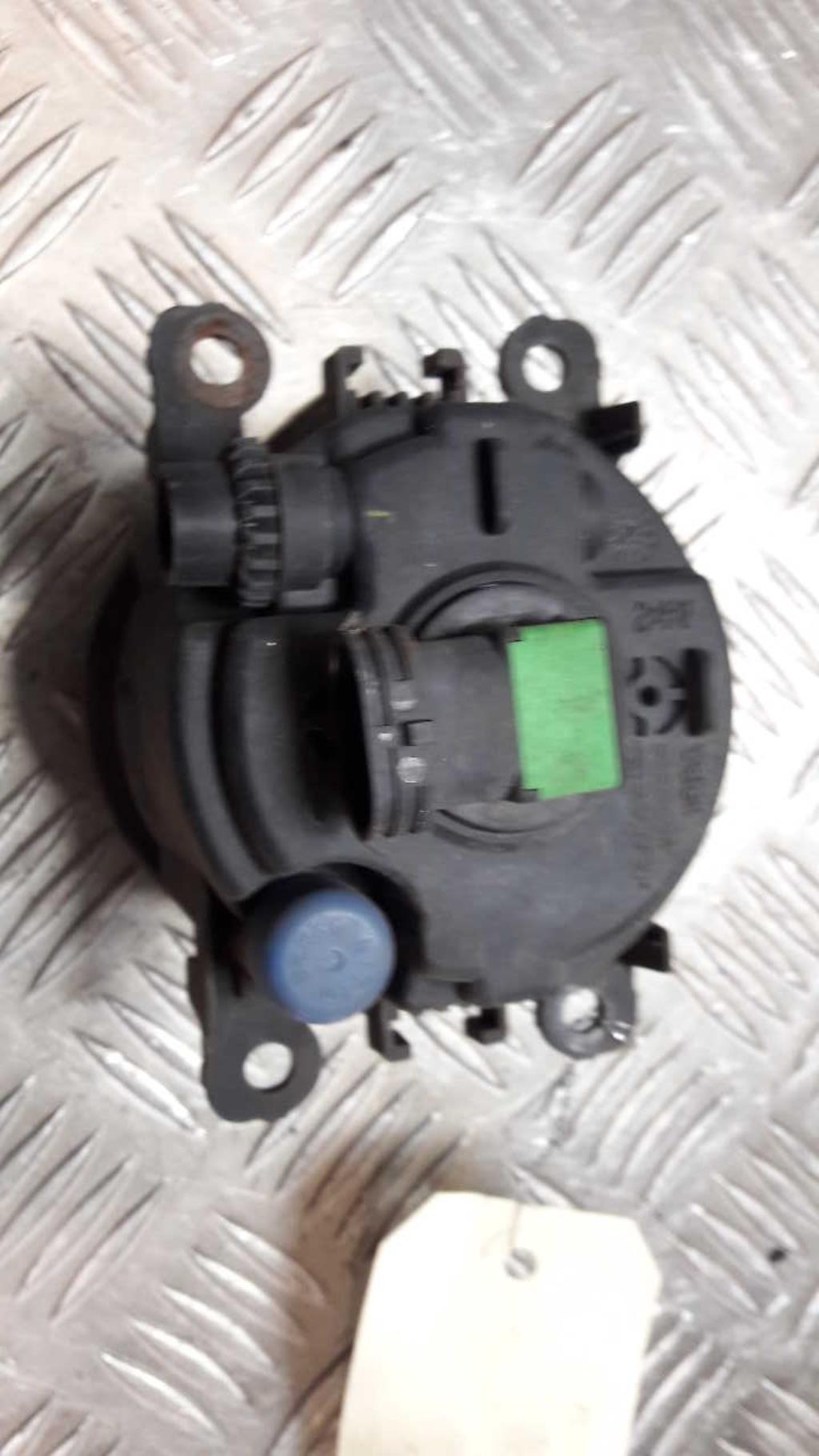 Anti brouillard droit (feux) RENAULT MEGANE 2 PHASE 1 Diesel - 1