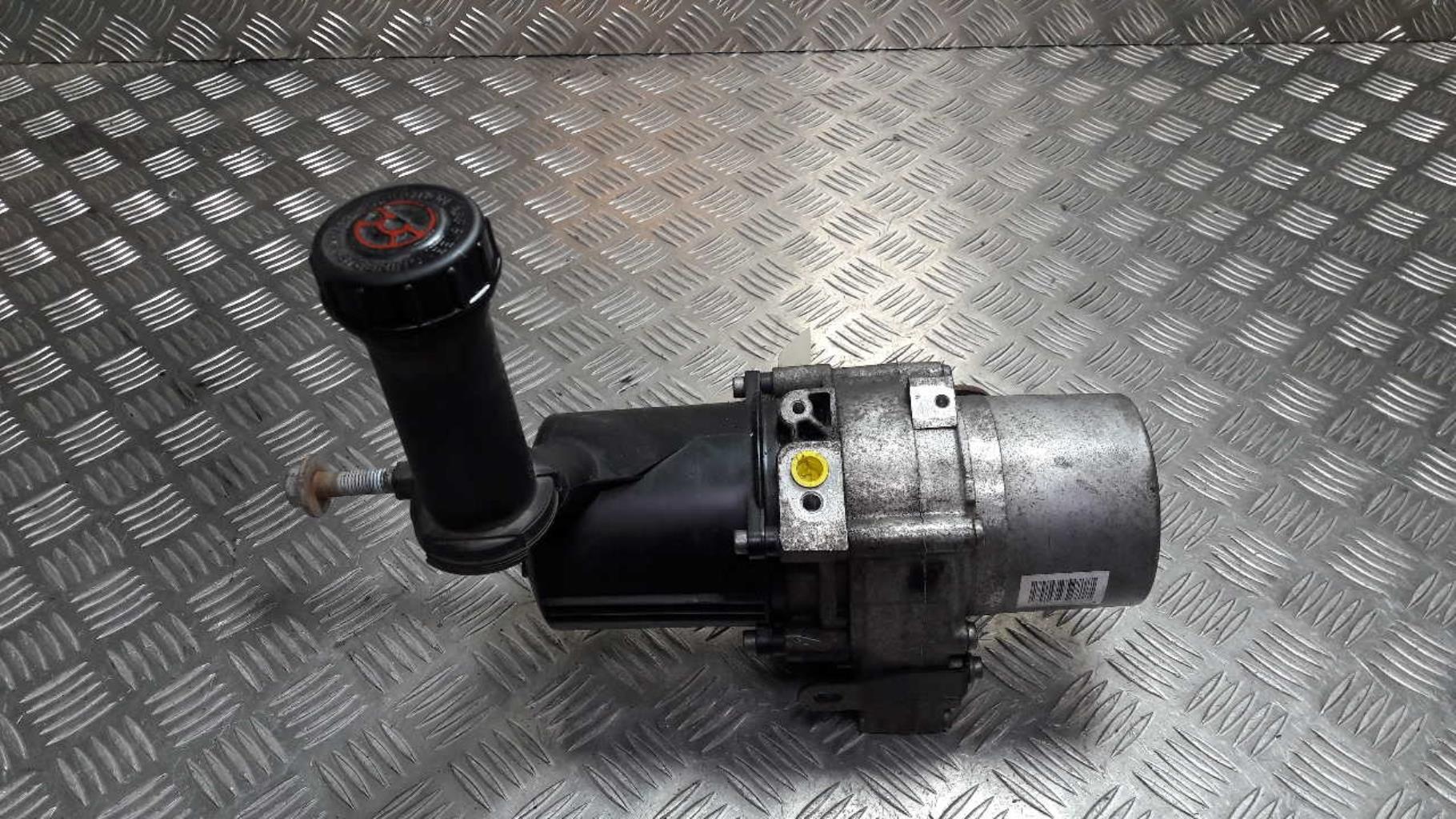 Pompe de direction CITROEN C4 1 PHASE 1 Diesel - 1