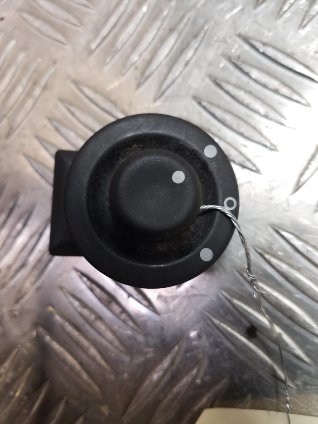 Commande retroviseurs RENAULT MODUS PHASE 1 Diesel - 1