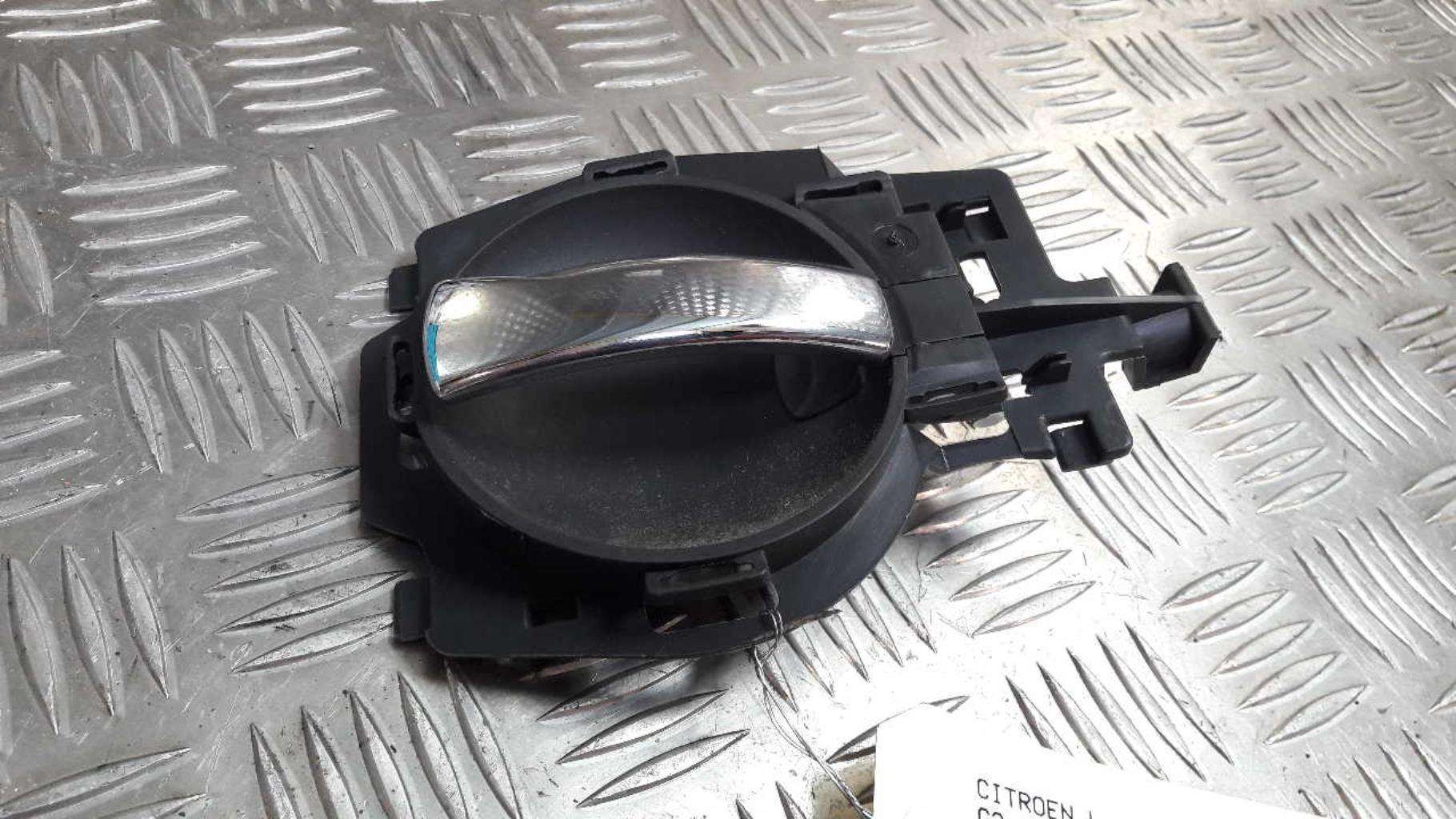 Poignee interieur avant droit CITROEN C2 PHASE 1 Essence - 1