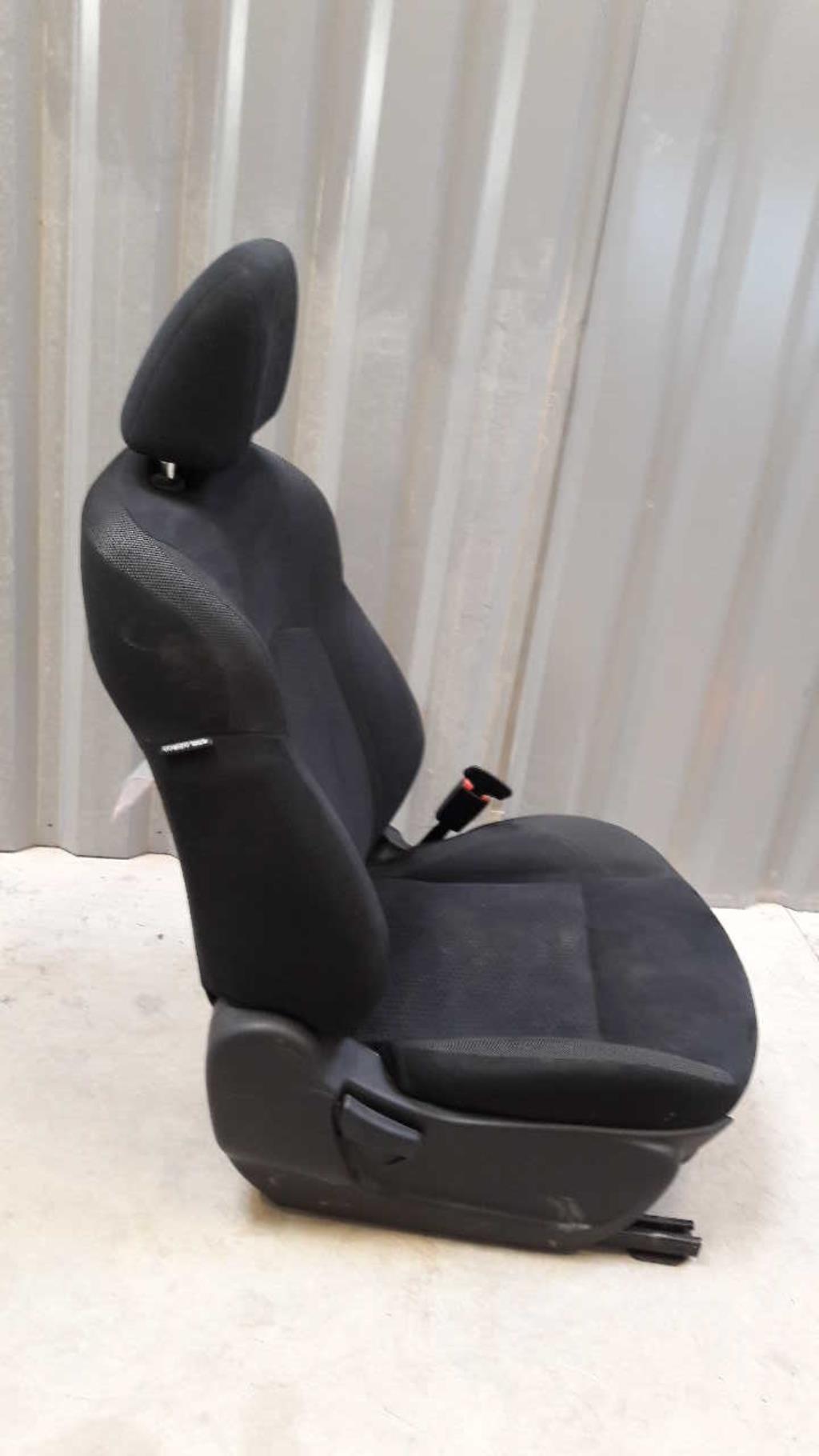 Siege avant droit NISSAN JUKE 1 PHASE 2 Essence - 1
