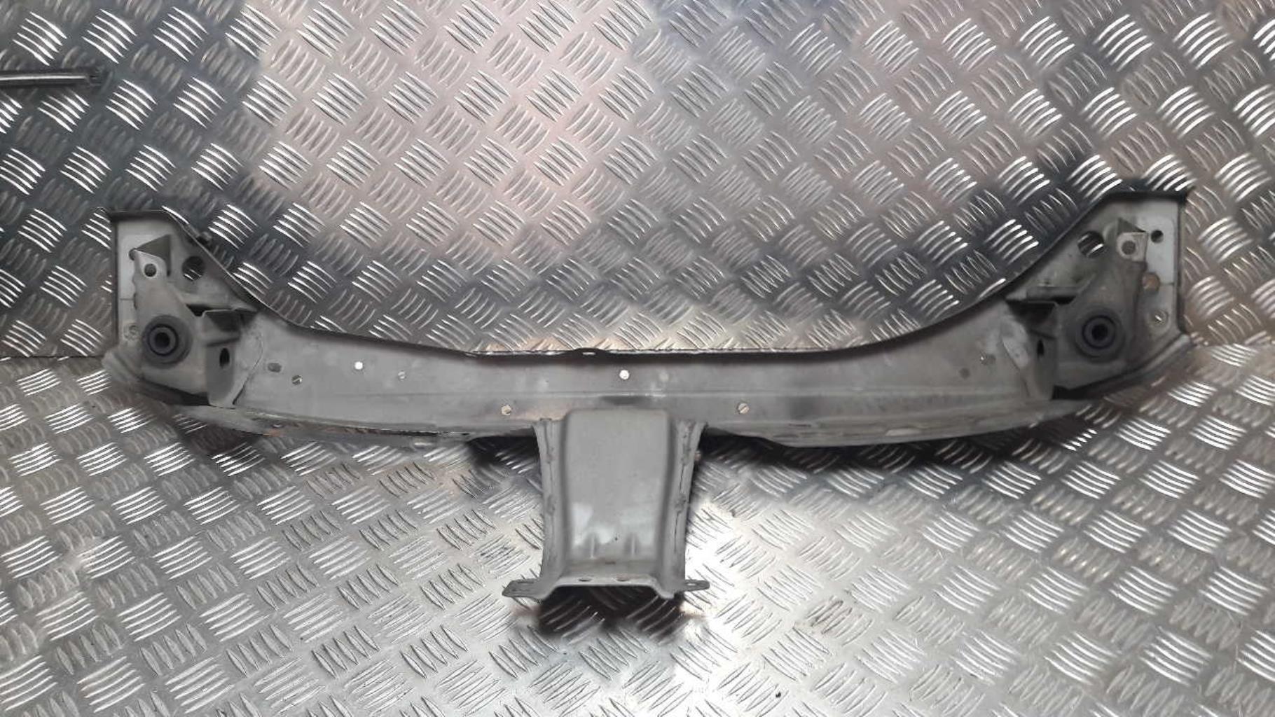 Traverse superieure PEUGEOT 4007 Diesel - 1