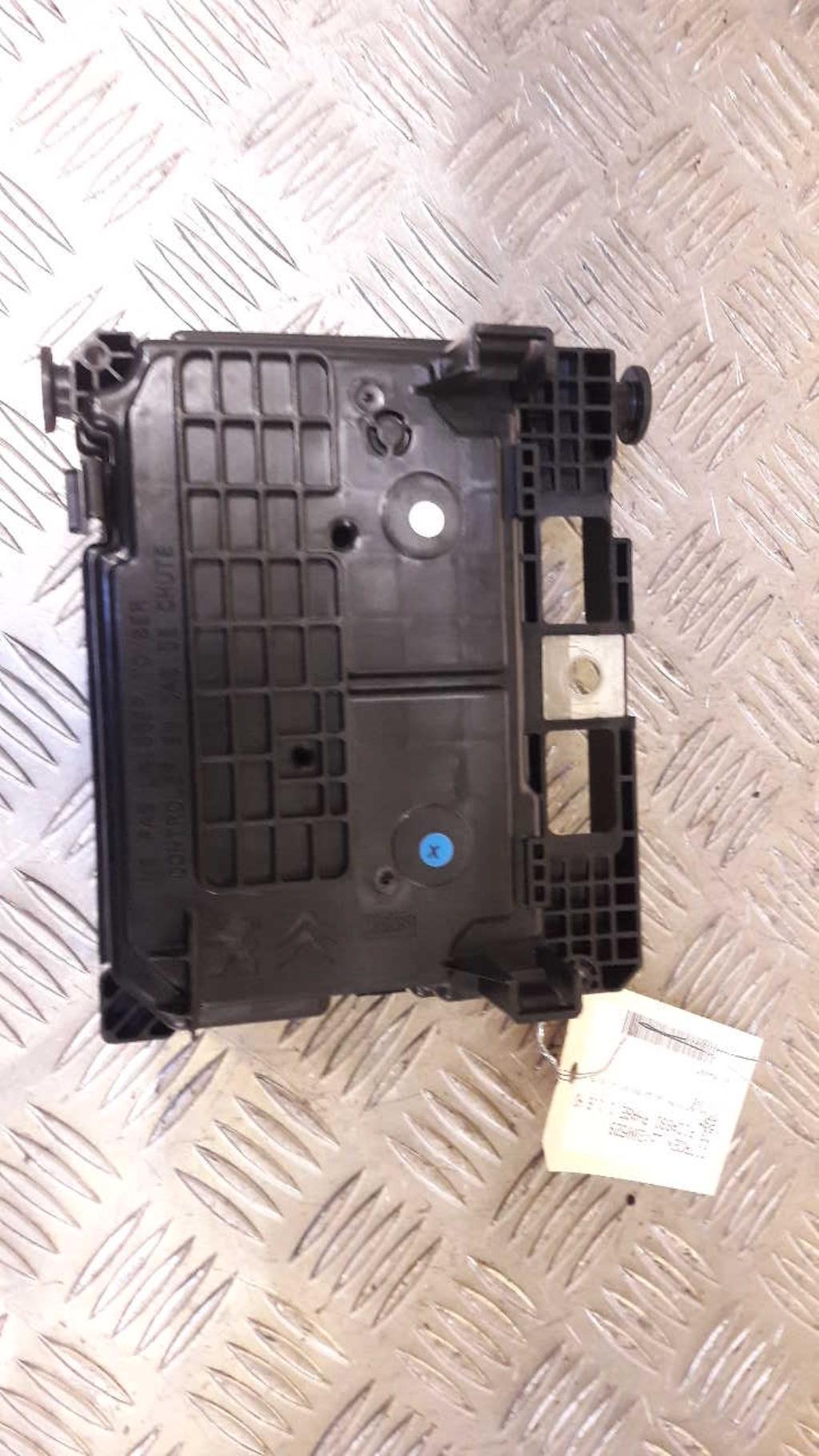 Boitier servitude moteur (BSM) CITROEN C3 PICASSO PHASE 1 Diesel - 1