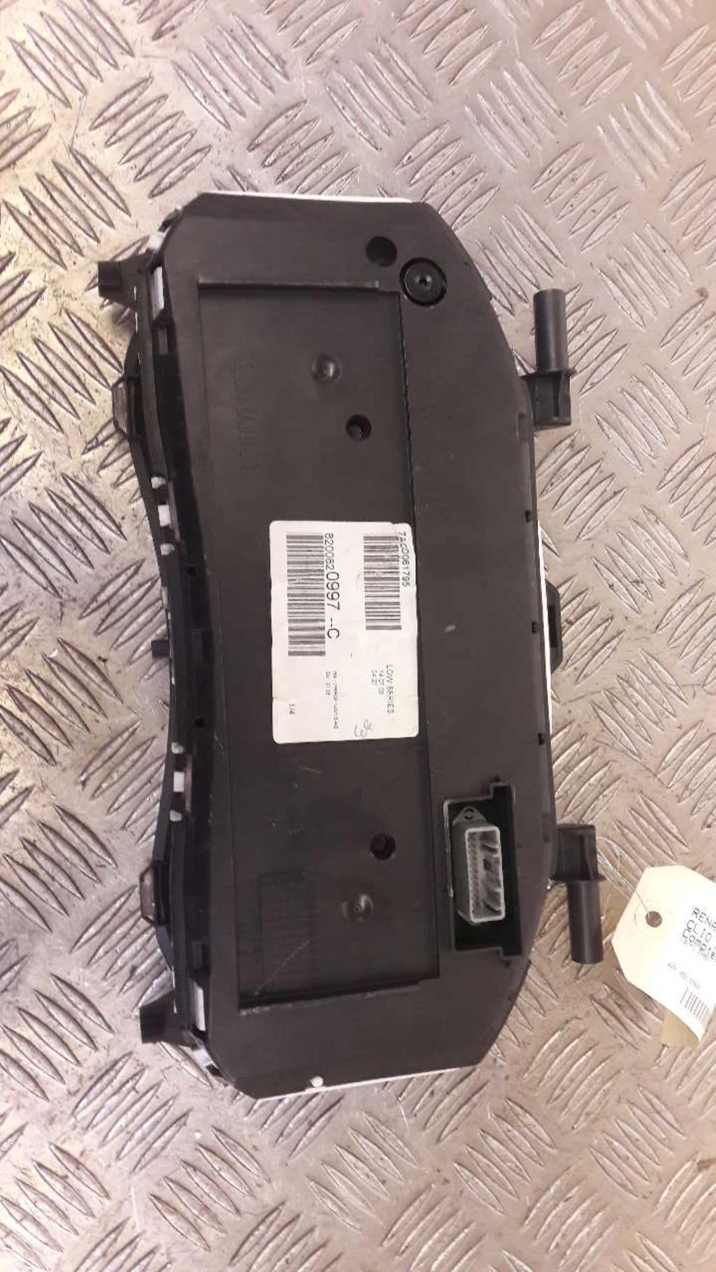 Compteur RENAULT CLIO 3 PHASE 2 BREAK Diesel - 1
