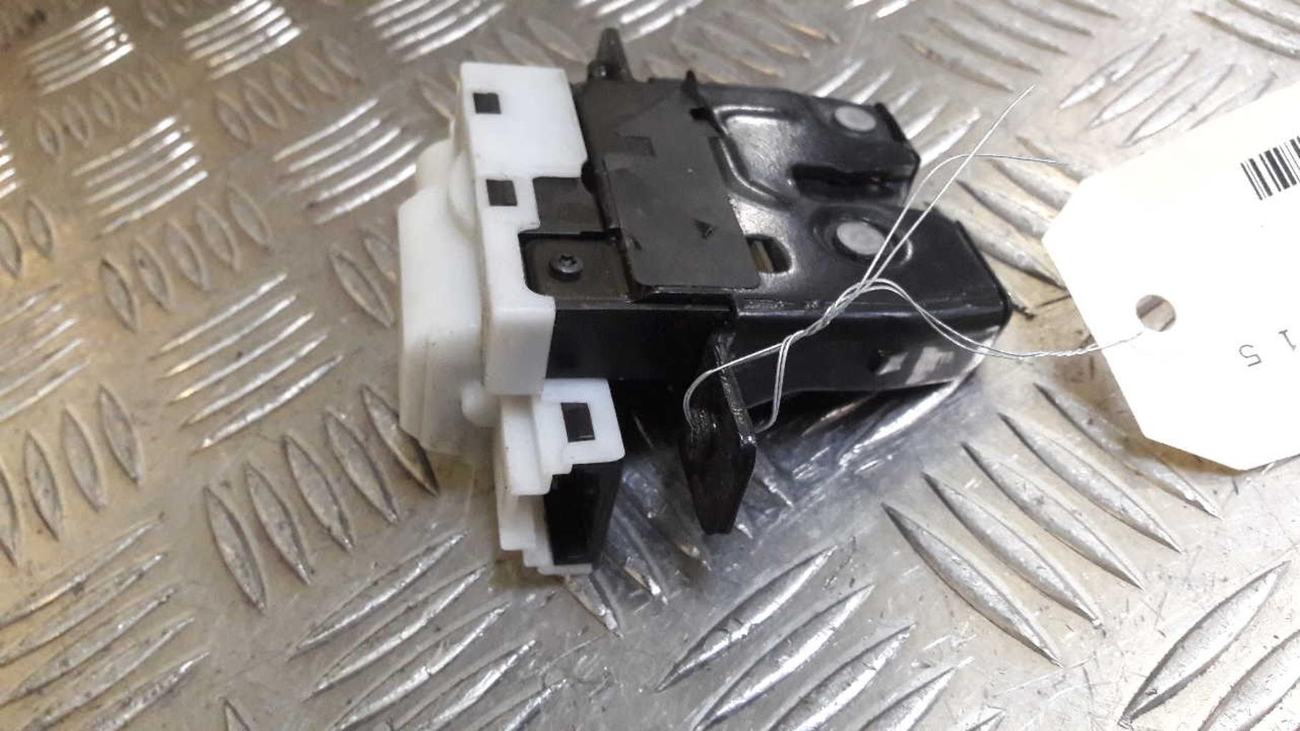 Serrure de hayon RENAULT CLIO 3 PHASE 2 BREAK Diesel - 1