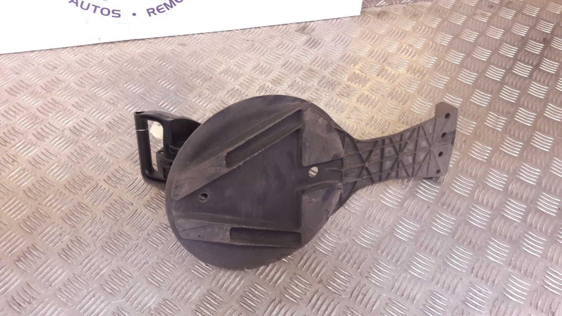 Treuil de roue de secours RENAULT CLIO 3 PHASE 2 BREAK Diesel - 1