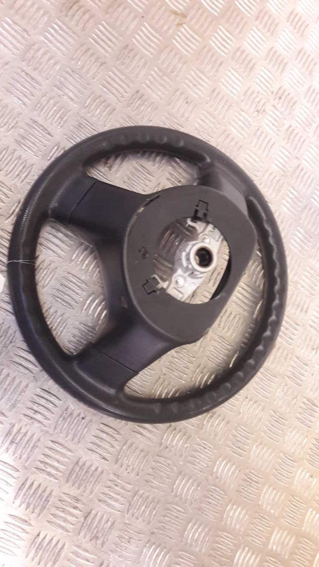 Volant PEUGEOT 107 PHASE 1 Essence - 1