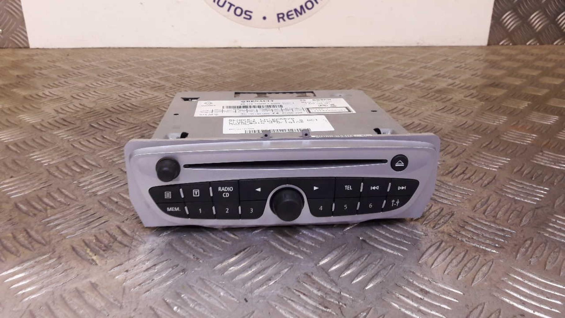 Autoradio d'origine RENAULT FLUENCE PHASE 1 Diesel - 1
