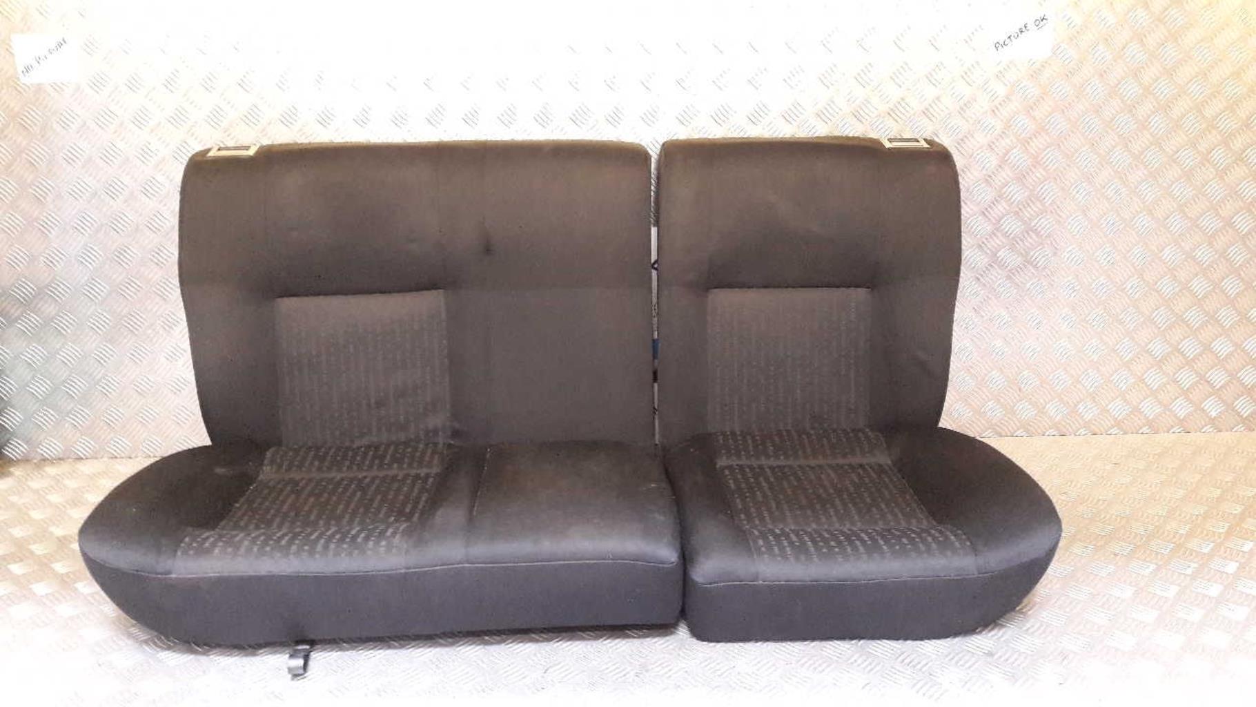 Banquette arriere VOLKSWAGEN GOLF 4 Diesel - 1