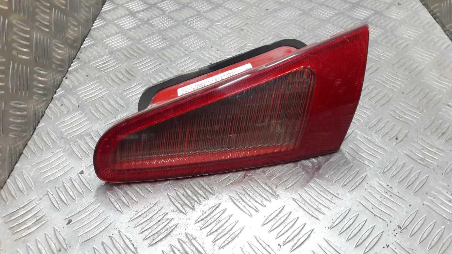 Feu arriere secondaire droit (feux) ALFA ROMEO 147 PHASE 2 Diesel - 1