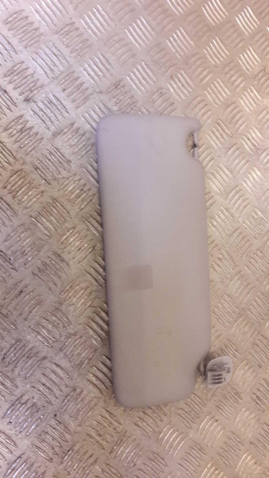 Pare soleil gauche RENAULT CLIO 2 PHASE 1 Essence - 1