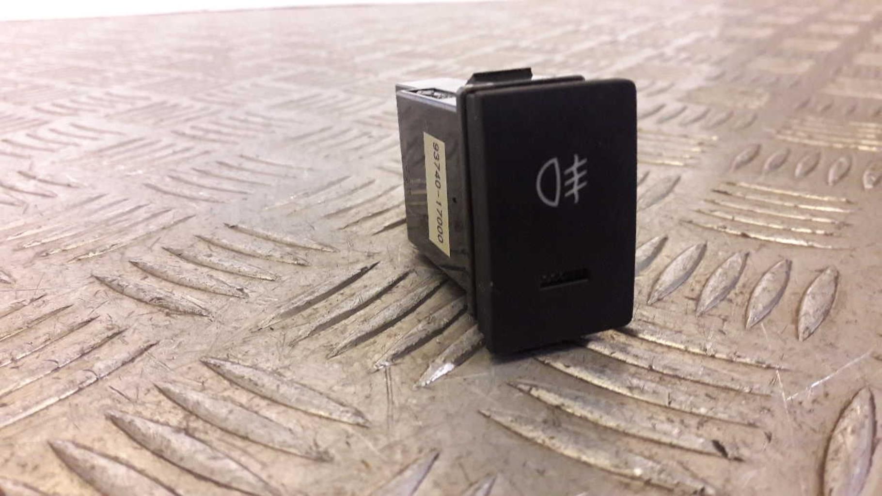 Bouton/Interrupteur HYUNDAI MATRIX PHASE 1 Diesel - 1