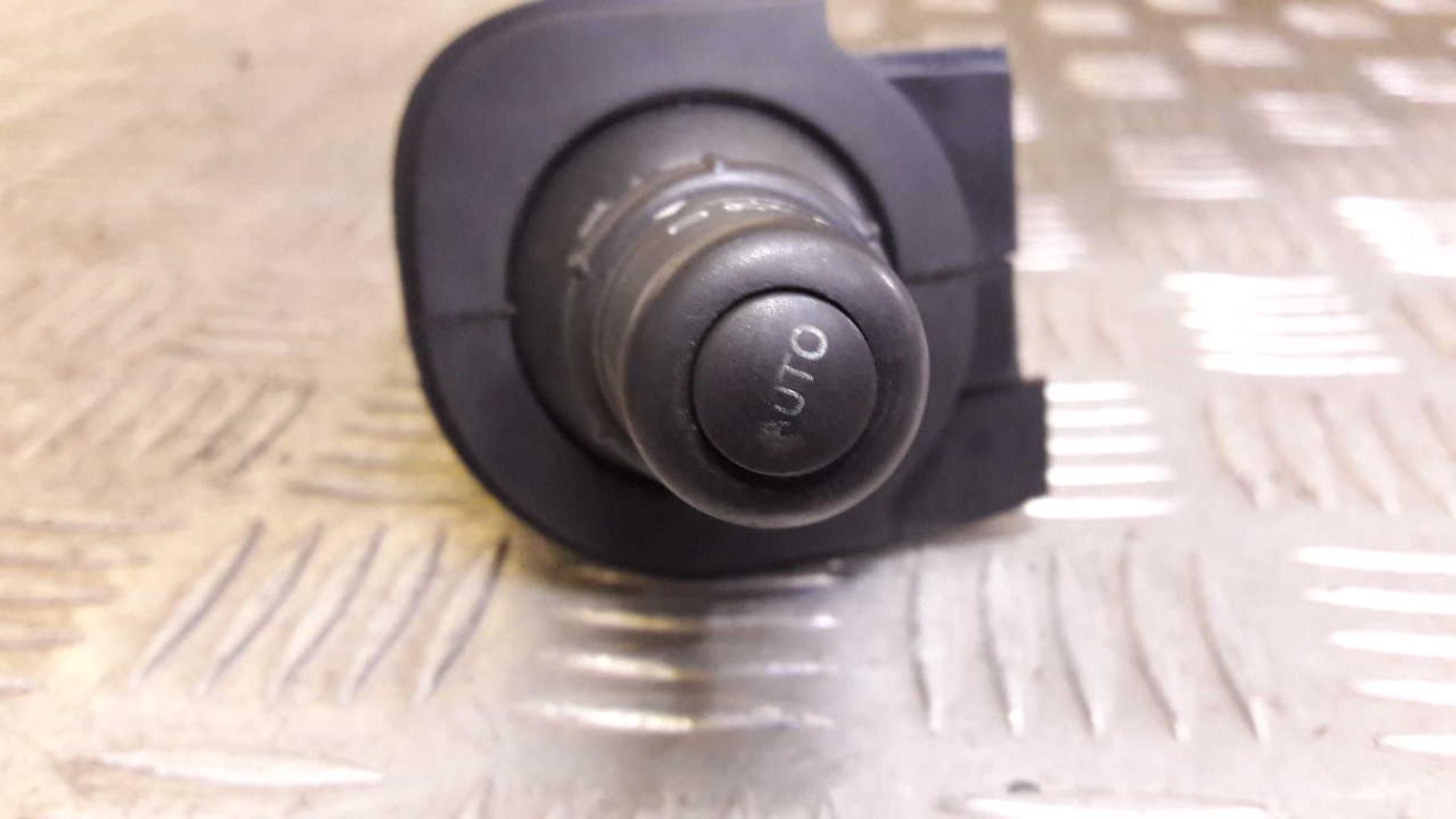 Commodo phare RENAULT SCENIC 2 PHASE 2 Diesel - 1