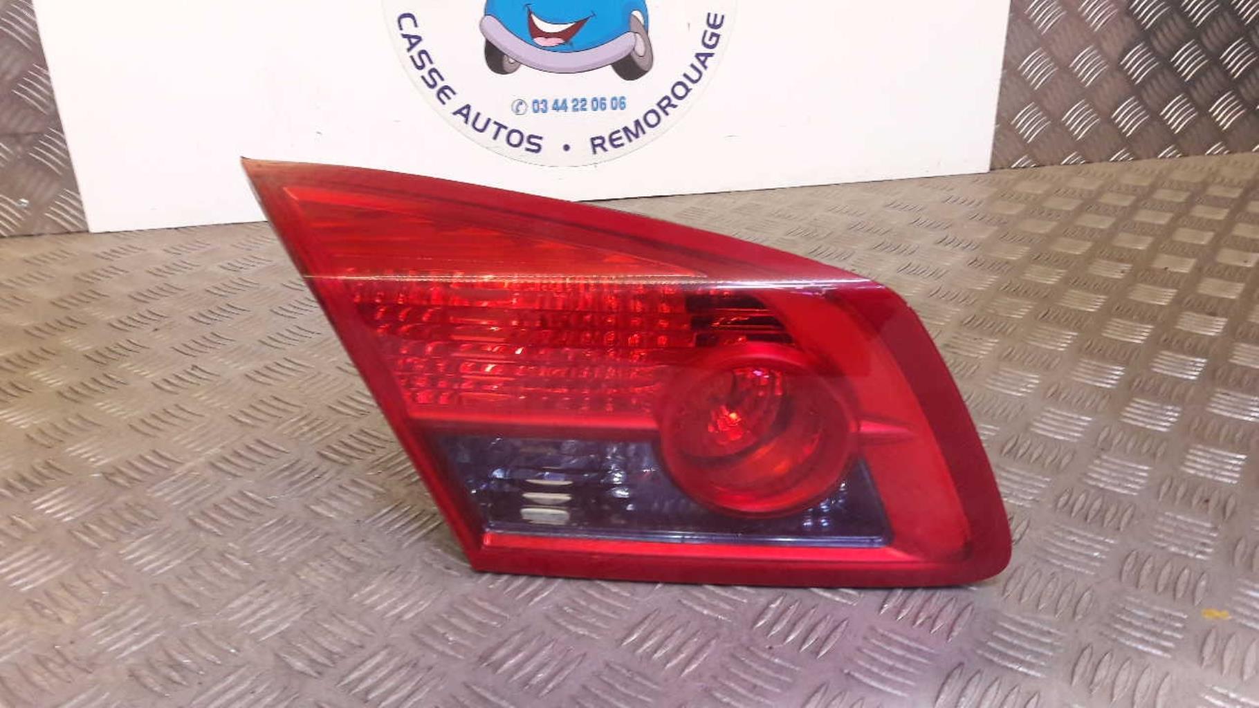 Feu arriere secondaire gauche (feux) RENAULT VEL SATIS PHASE 1 Diesel - 1
