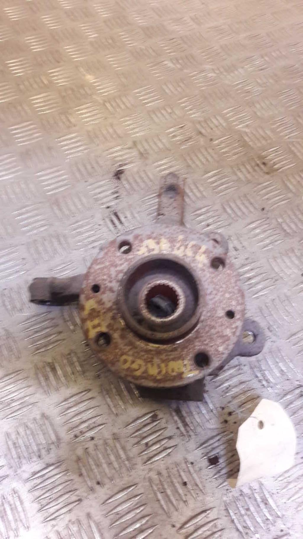Pivot de moyeu avant droit RENAULT TWINGO 2 PHASE 2 Diesel - 1