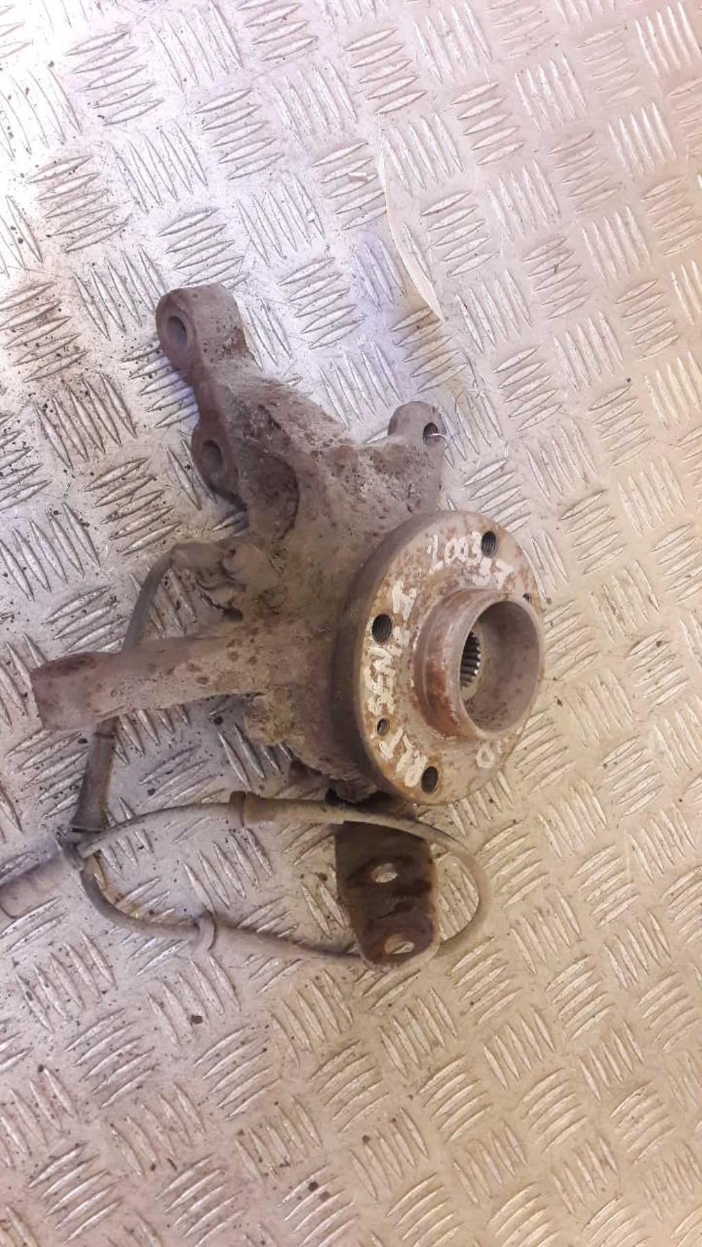 Pivot de moyeu avant droit RENAULT SCENIC 1 PHASE 2 Essence - 1