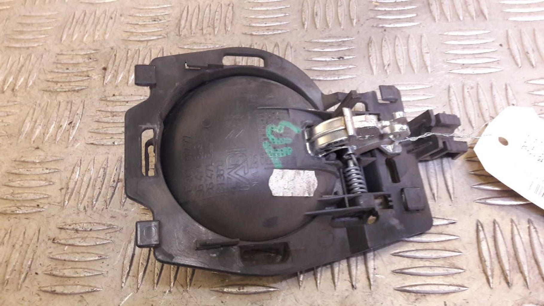 Poignee interieur avant droit CITROEN C3 1 PHASE 2 Diesel - 1