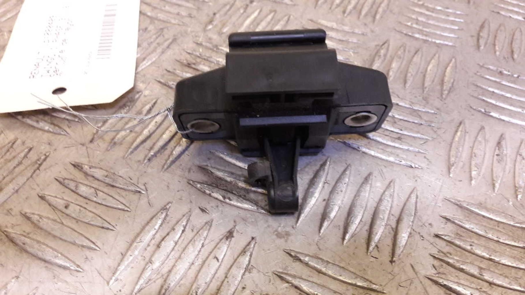Serrure de hayon RENAULT TWINGO 1 PHASE 3 Essence - 1