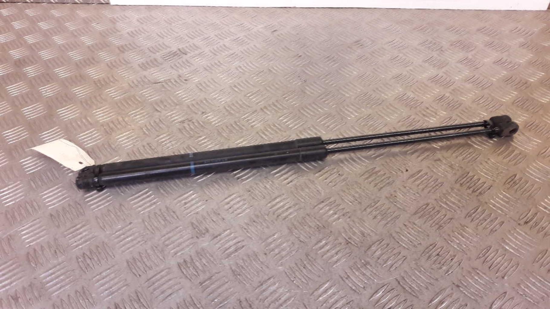 Verin de coffre OPEL CORSA D PHASE 1 Diesel - 1