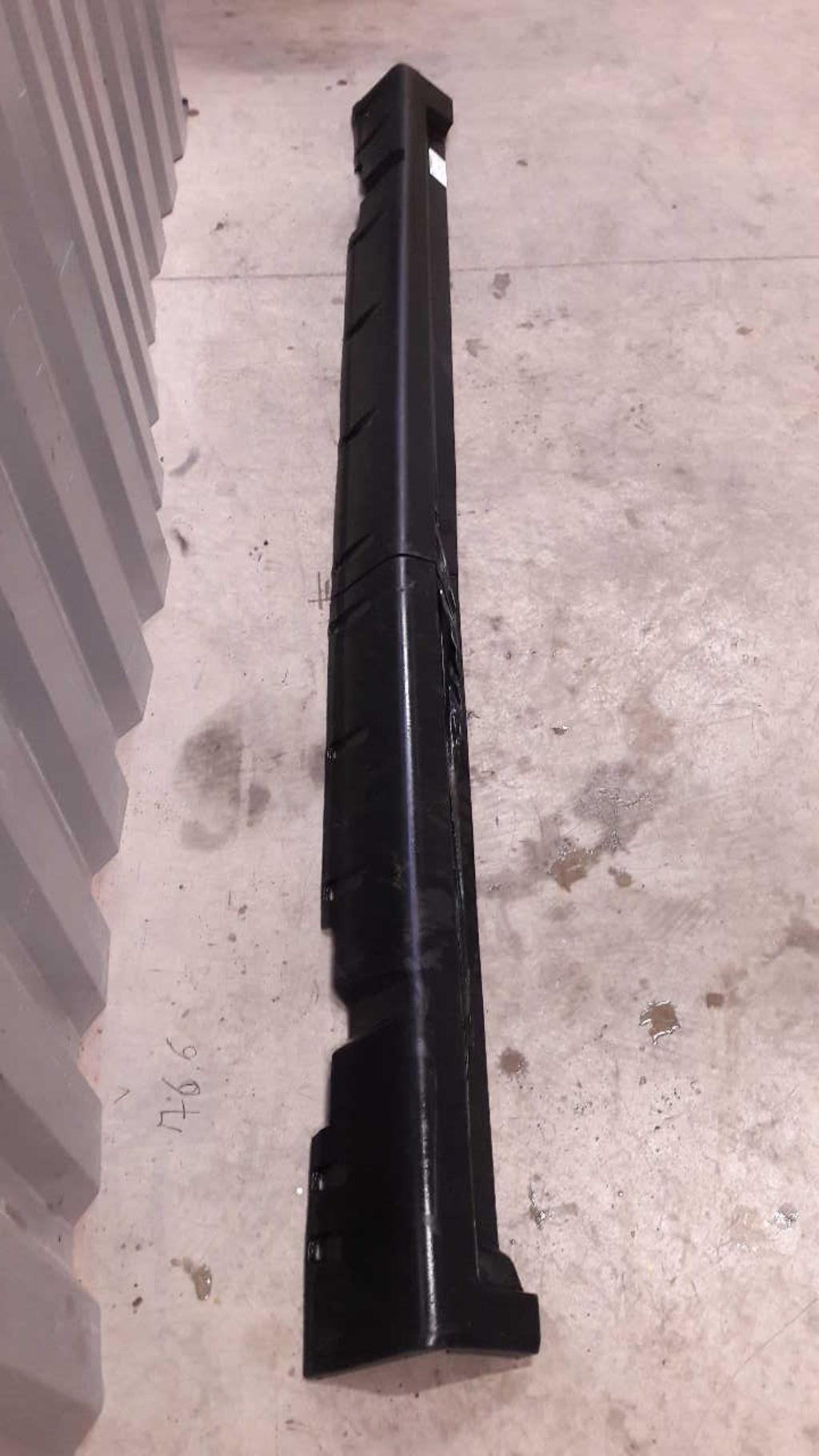 Bas de caisse gauche CITROEN C6 Diesel - 1