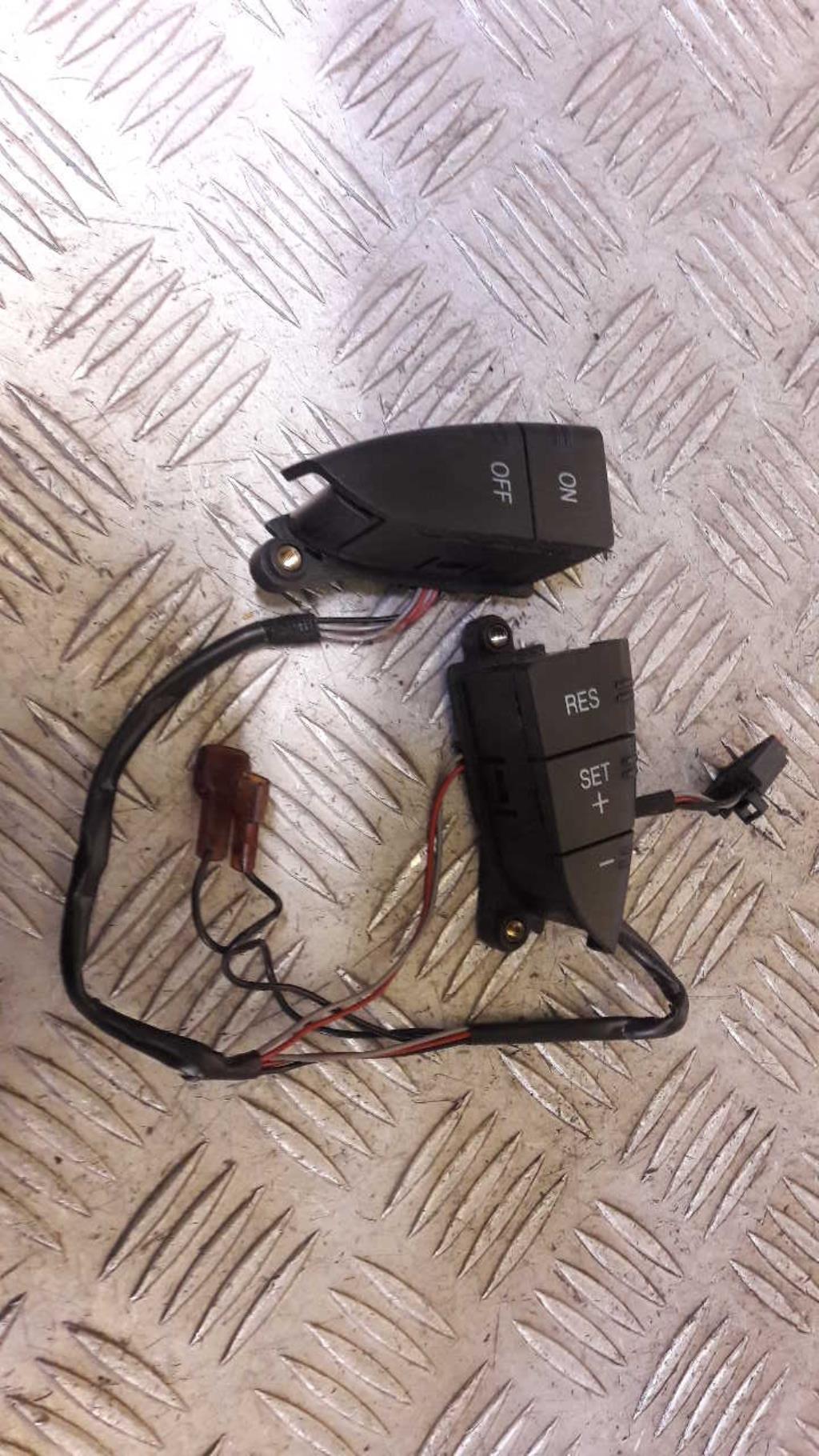 Bouton/Interrupteur FORD MONDEO 2 Diesel - 1