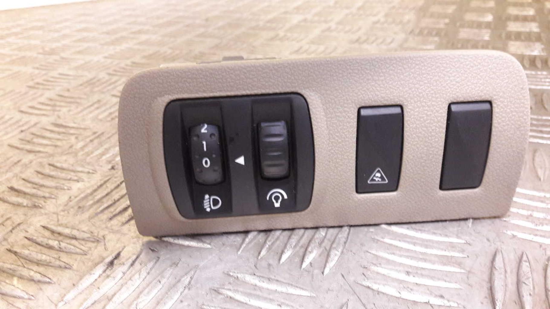 Commande de reglage hauteur de phare RENAULT SCENIC 3 PHASE 1 Essence - 1