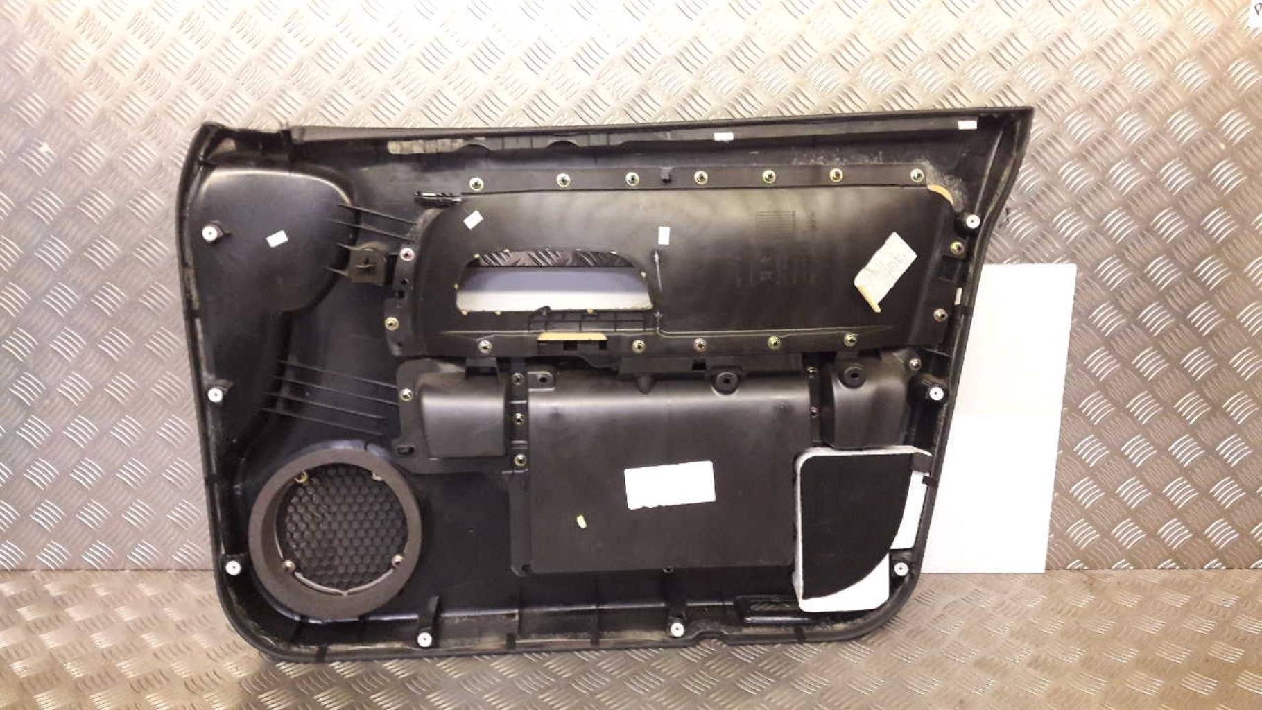 Panneau de porte avant gauche CITROEN C6 Diesel - 1