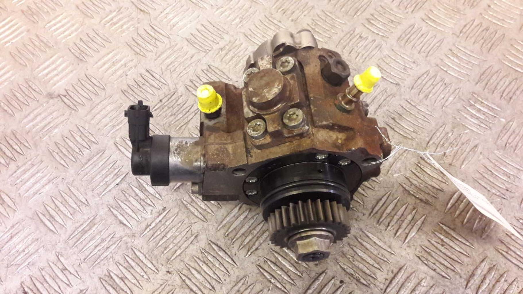 Pompe à injection NISSAN X-TRAIL 2 PHASE 2 Diesel - 1
