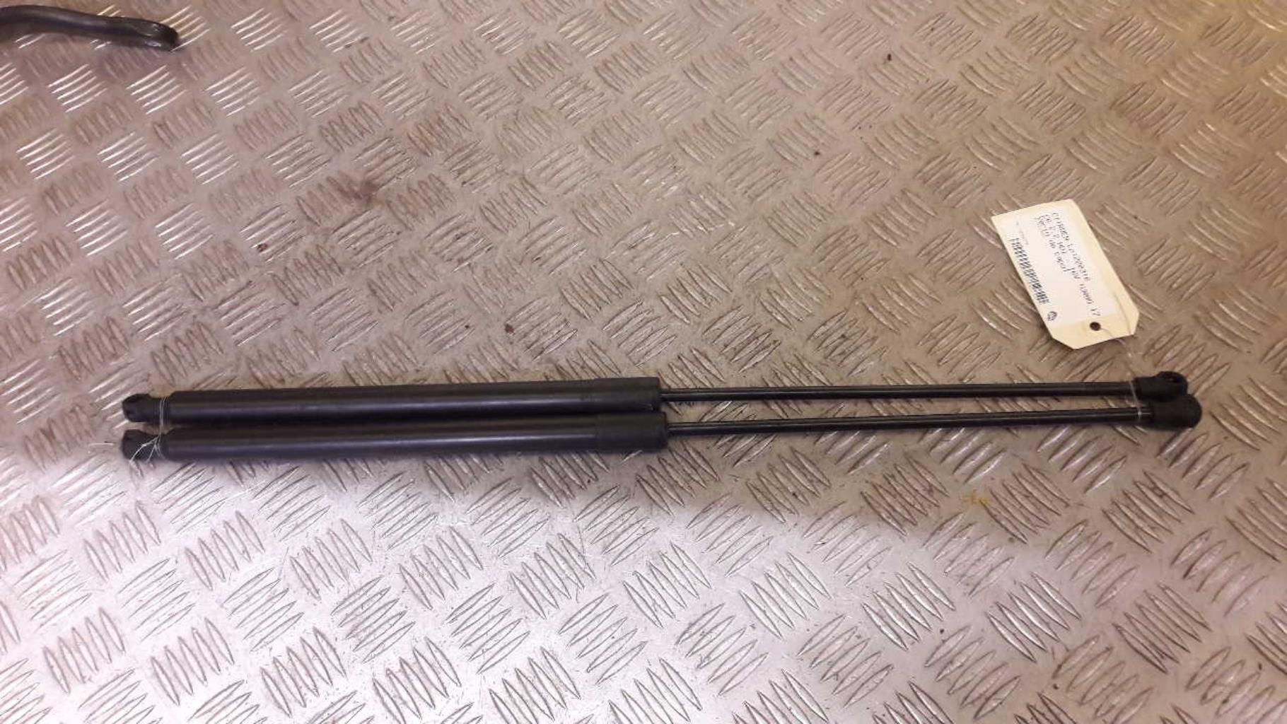 Verin de capot CITROEN C6 Diesel - 1