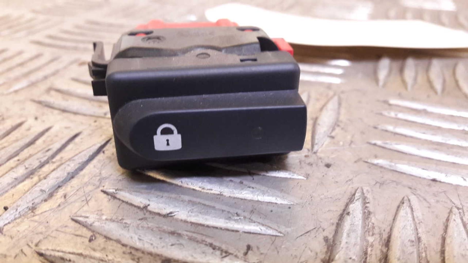 Bouton/Interrupteur RENAULT CLIO 2 PHASE 2 Diesel - 1
